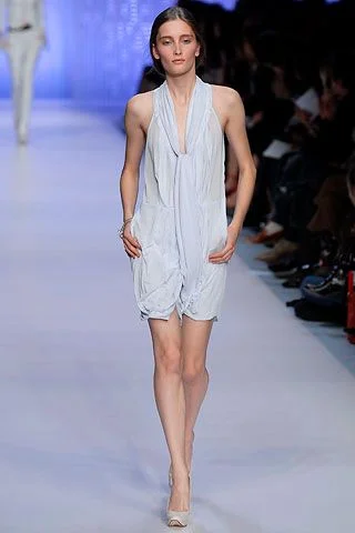 Look 15